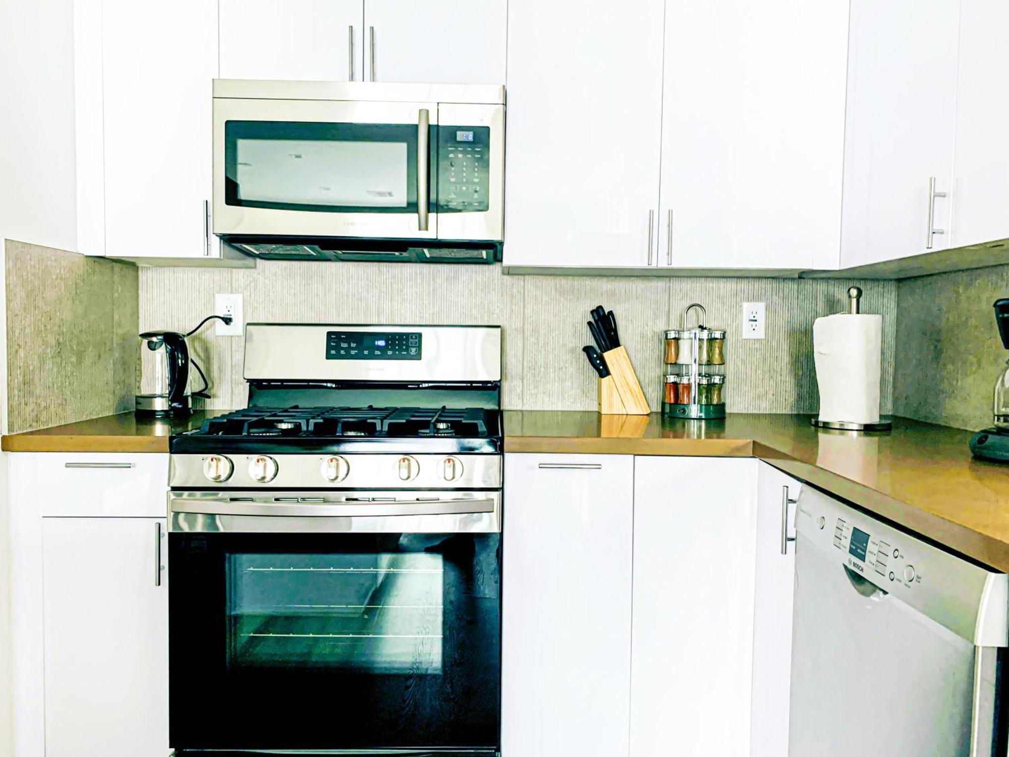 Holiday home Spacious Townhouse In Mid City - Cr4-win