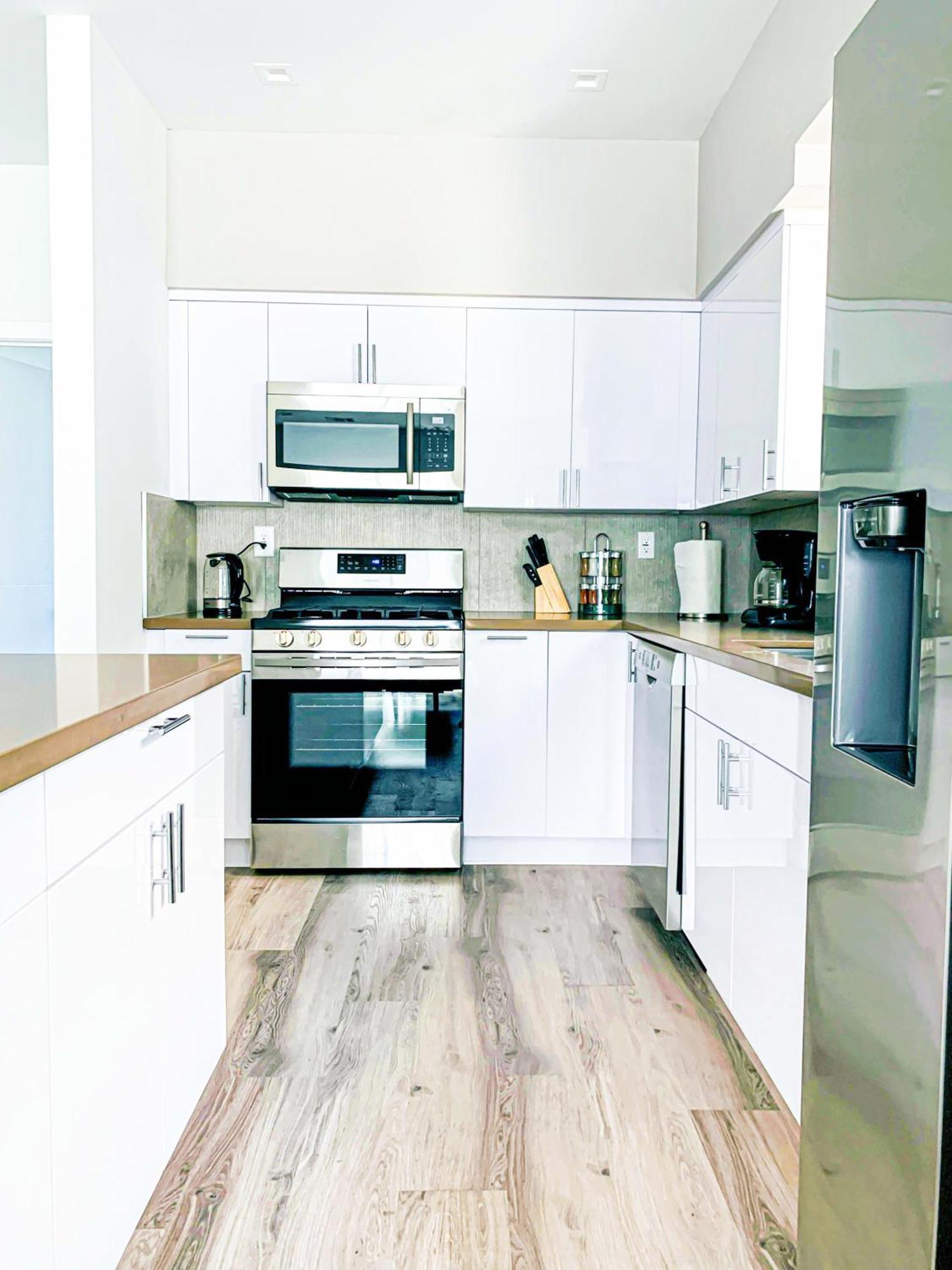 Holiday home Spacious Townhouse In Mid City - Cr4-win